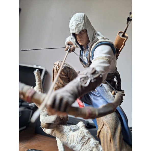 Assassins Creed III PVC Statue Connor 25 cm